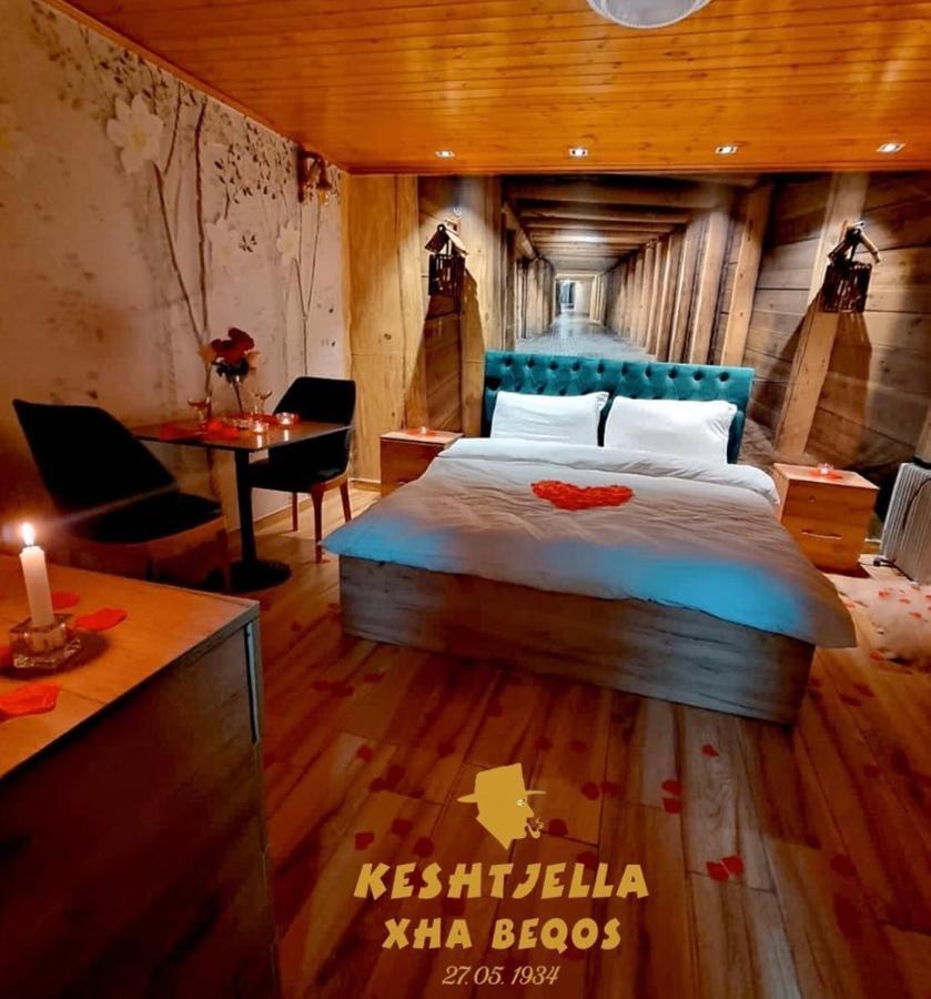 Keshtjella Xhabeqos * Tirana